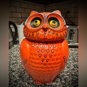 Anthropologie Nuove Forme Owl Cookie Jar. Orange. Retired